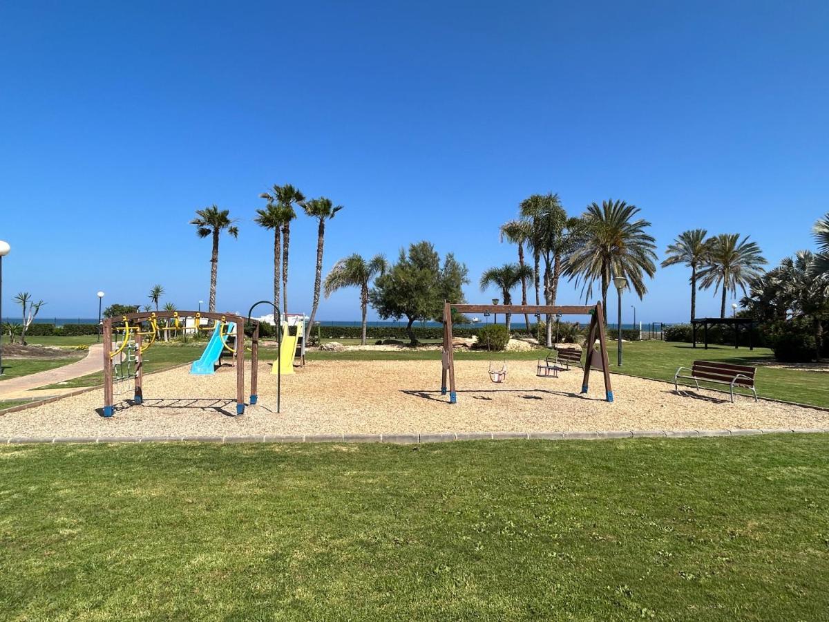 Atico Junto Al Mar,Acceso Directo A La Playa,Jardines De Nuevo Vera,Wifi Eksteriør billede